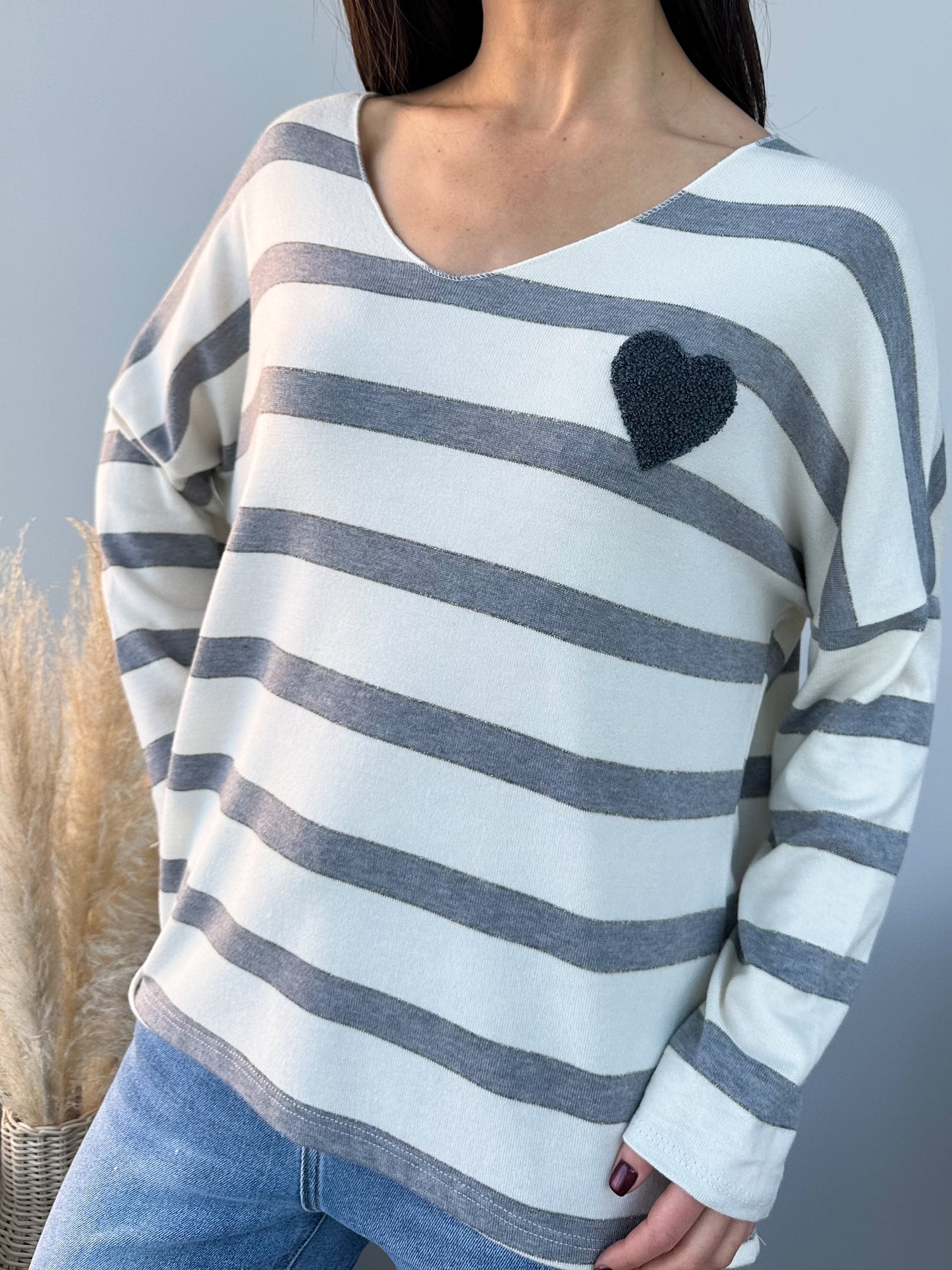 Pull | LIVIA GRIS