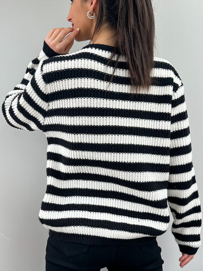 gilet amandine noir boutons nacrés