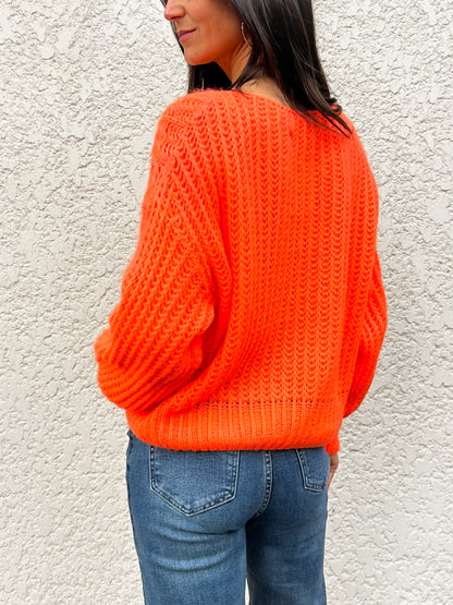 Pull | ELINA ORANGE