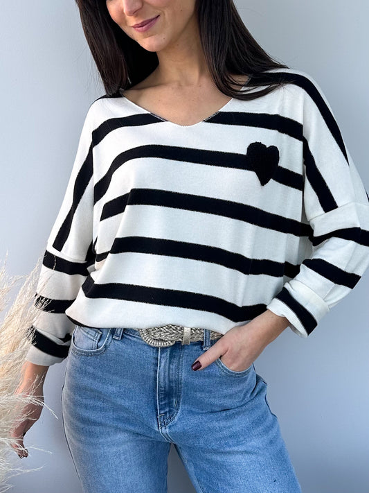 Pull | LIVIA NOIR