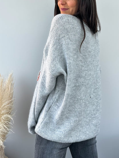 Pull | LORIE GRIS