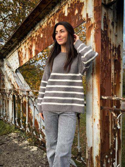 Pull | ROSALIA GRIS