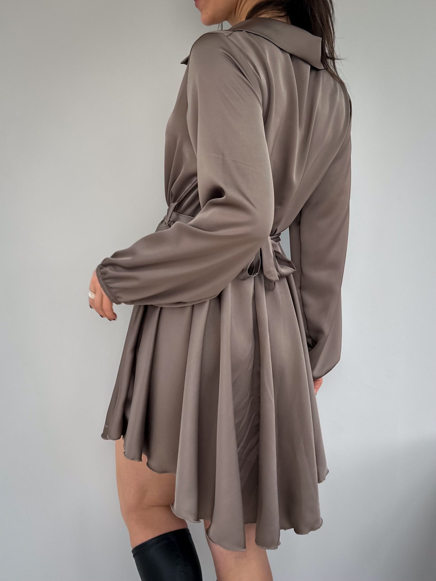 Robe | DIANA TAUPE